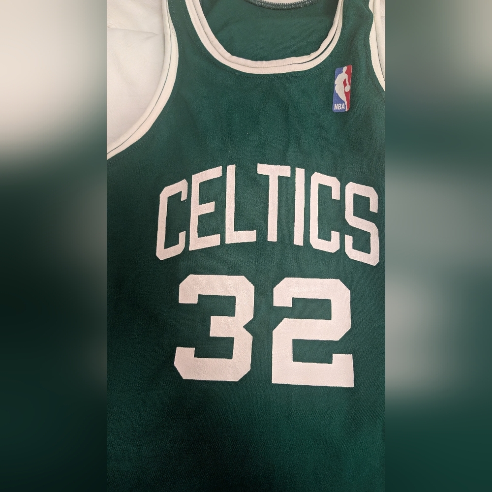 VINTAGE Green Celtics Jersey with Number 32 - Picture 3 of 5